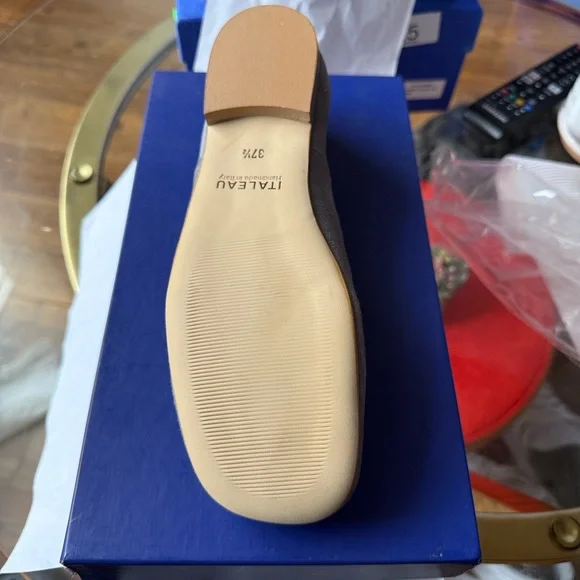 Chic Gray Women's Loafers - Picture 3 of 3